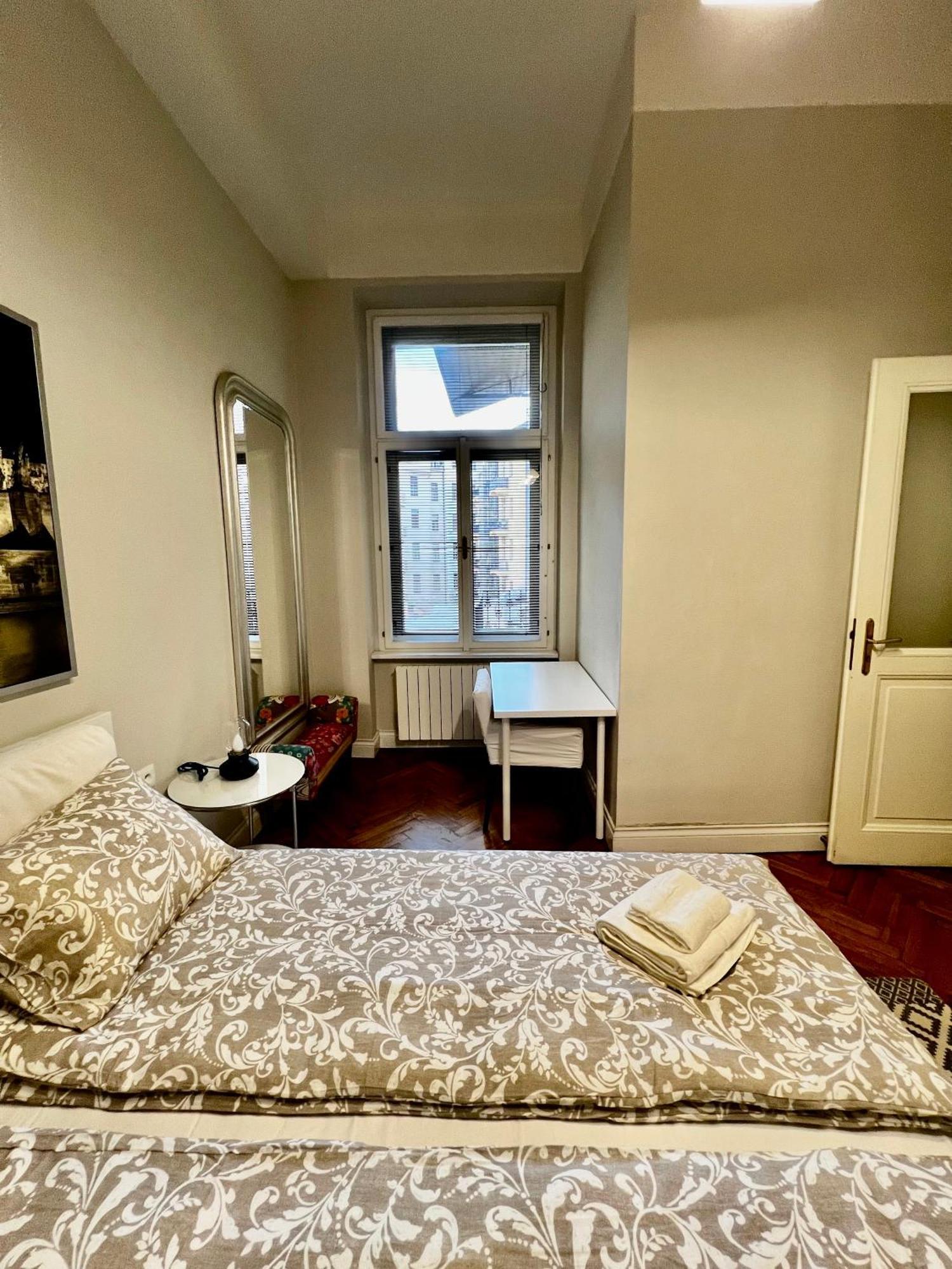 Four Reasons Apartament Praga